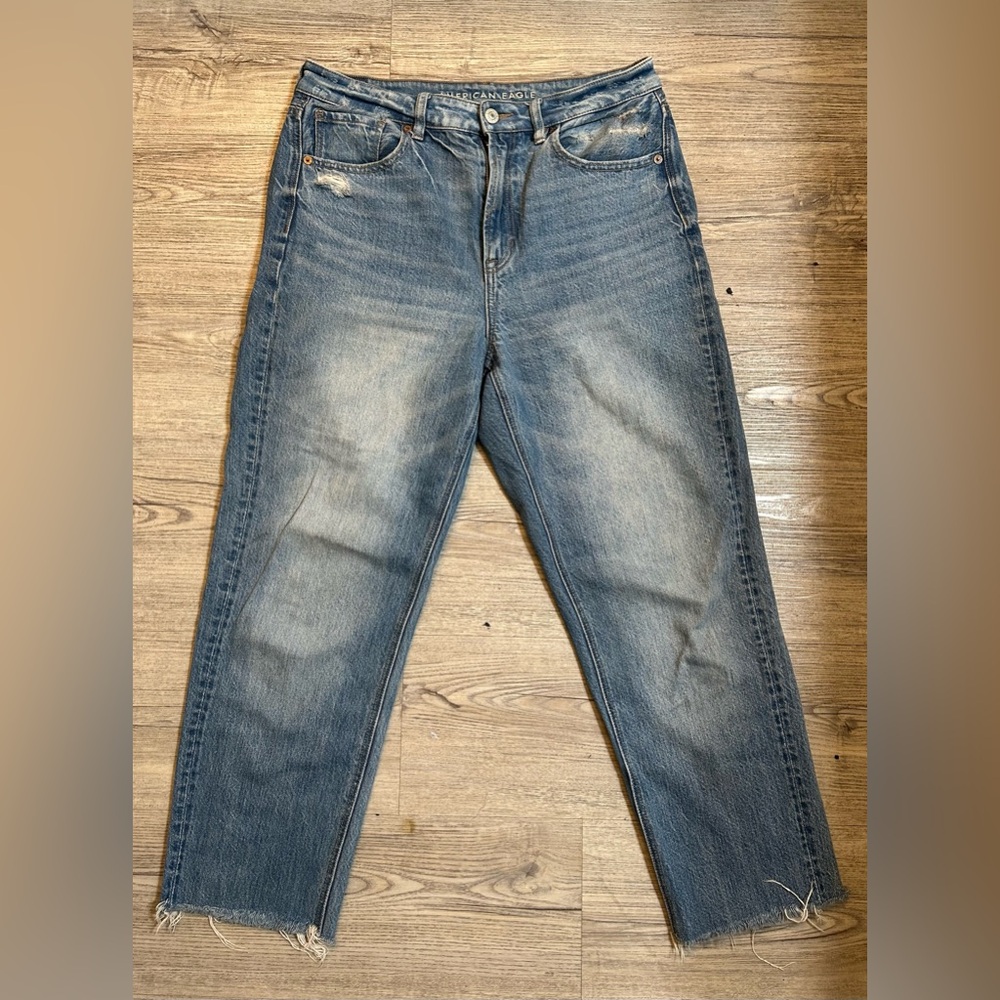 American Rag Blue Relaxed Jeans with Vintage Wash